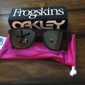 Authentic Oakley Frogskins
